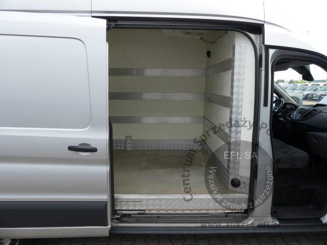 11 - FORD TRANSIT 2.0 170KM IZOTERMA 2018r.