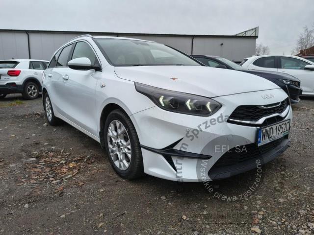 5 - Kia  Ceed 1.0 T-GDI M 2022r. WND1952C Pojazd znajduje się w firmie ARCTOS GROUP sp. z o.o. Al. Krakowska 7, 02-183 Warszawa