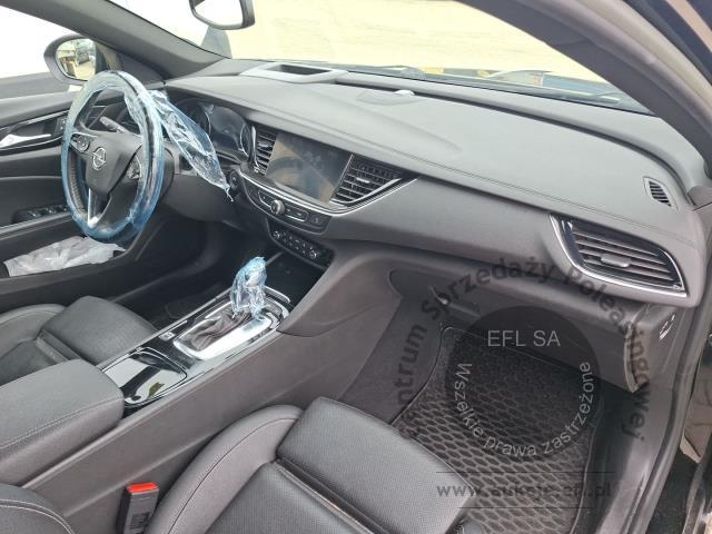 11 - Opel Insignia 2.0 CDTI Business Ele 2022r. SK143WT Magnice