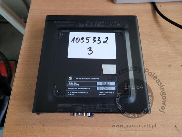 3 - Komputer HP Pro Mini 260 G9 z monitorem HP M27fe