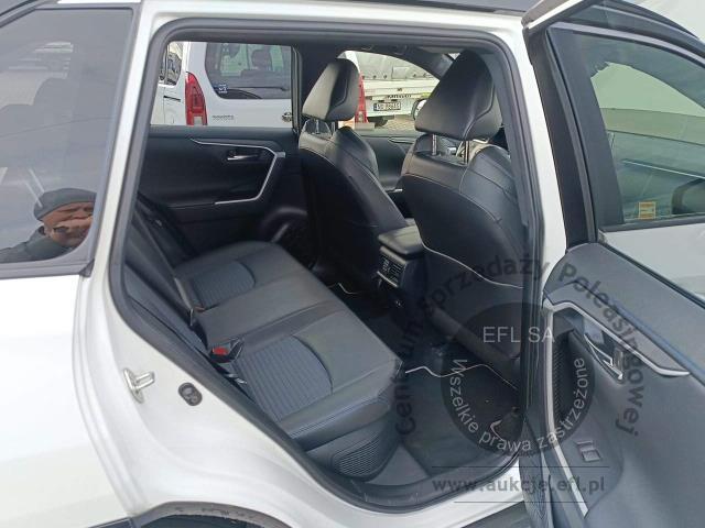 11 - Toyota RAV4 2.5 Hybrid Selection 4x4 2022r. DW1TX65 Magnice