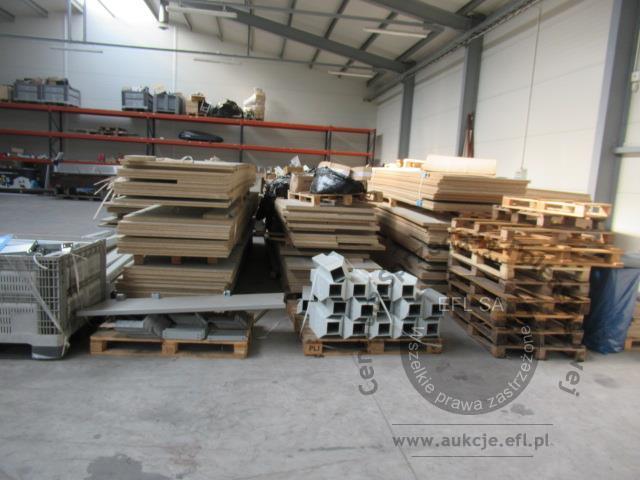 11 - Elementy pomostu magazynowego pow. ok 264m2