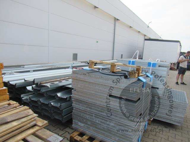 3 - Elementy pomostu magazynowego pow. ok 264m2