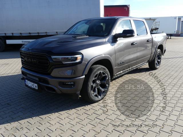 1 - RAM LIMITED 5.7 HEMI AUTOMAT 4x4 2023r.