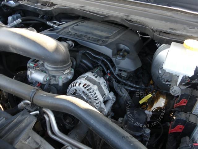 17 - RAM LIMITED 5.7 HEMI AUTOMAT 4x4 2023r.