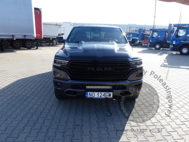 3 - RAM LIMITED 5.7 HEMI AUTOMAT 4x4 2023r.
