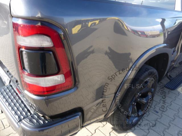 26 - RAM LIMITED 5.7 HEMI AUTOMAT 4x4 2023r.