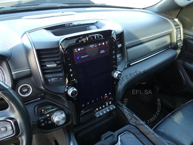 9 - RAM LIMITED 5.7 HEMI AUTOMAT 4x4 2023r.