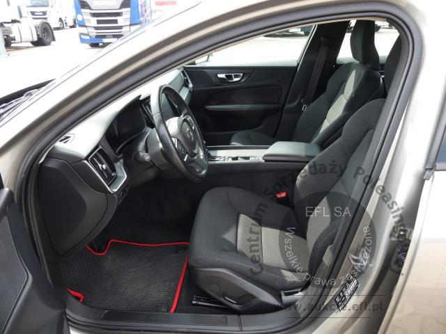7 - VOLVO V60 2.0 D3 150KM KOMBI AUTOMAT 2019r.