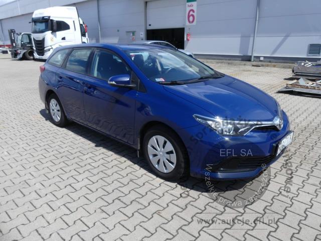 2 - TOYOTA AURIS 1.33 Dual VVT-i 99KM 2016r.
