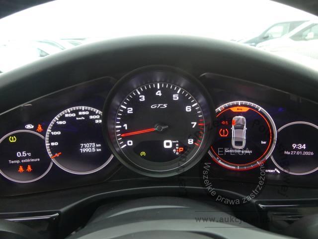 19 - PORSCHE PANAMERA GTS 4.0 V8 2021r.