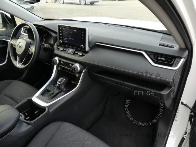 7 - Toyota RAV4 2.0 Comfort 4x2 MS 2022r. SK497WW Magnice