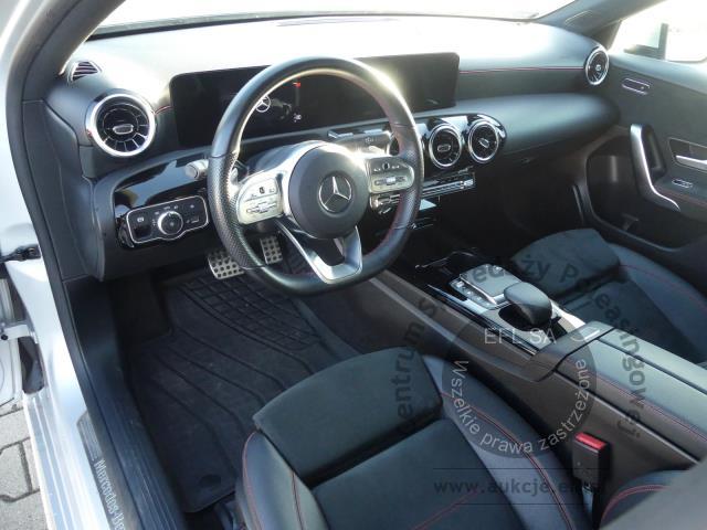 7 - MERCEDES BENZ A 180 7G-DCT Hatchback 2021r. DX5404A Magnice