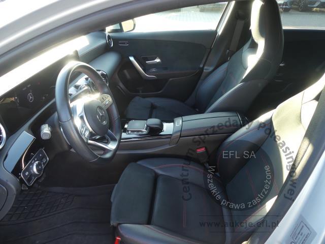 8 - MERCEDES BENZ A 180 7G-DCT Hatchback 2021r. DX5404A Magnice