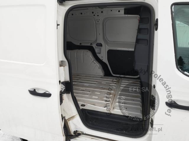 7 - Volkswagen Caddy Cargo 2.0 TDI 2022r. DW8UR75 Pojazd znajduje się w firmie ARCTOS GROUP sp. z o.o. Al. Krakowska 7, 02-183 Warszawa