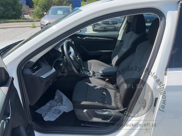 7 - Skoda Octavia 2.0 TDI SCR Style DSG  2021r. WI740LG AUTO MOTO CENTRUM Sp. z o.o. Poznań 61-312, ul. Ostrowska  328