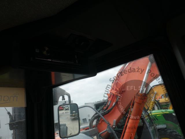 34 - Ciągnik rolniczy JCB FASTRAC 2140 2006r.