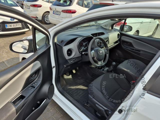 7 - Toyota Yaris 1.0 Active 2018r. PO8JM42 UWAGA!! Pojazd znajduje się w lokalizacji: Janki, Al. Krakowska 52, 05-090 Janki