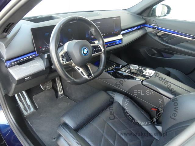 6 - BMW 550E XDRIVE HYBRYDA PLUG-IN 2024r.