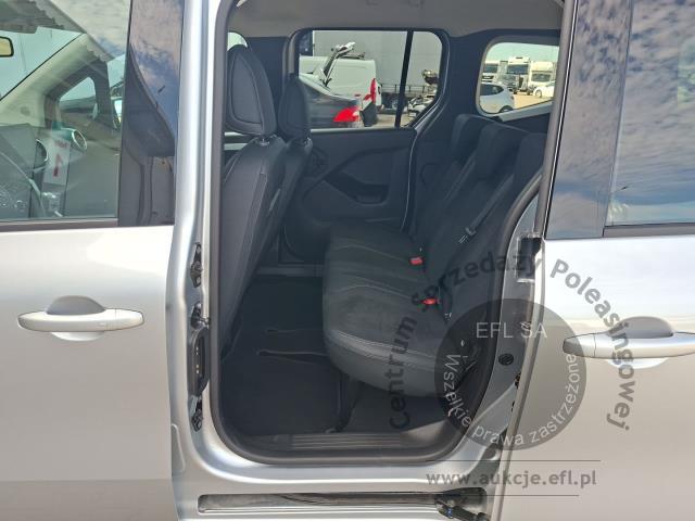 8 - MERCEDES - BENZ T-CLASS T180 D PROGRESSIVE AUT 2025r. DX78625 Magnice