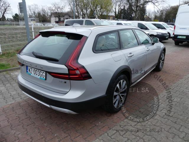 3 - Volvo V90 Cross Country B5 D AWD 2023r. WZ003GG AUTO MOTO CENTRUM Sp. z o.o. Poznań 61-312, ul. Ostrowska  328