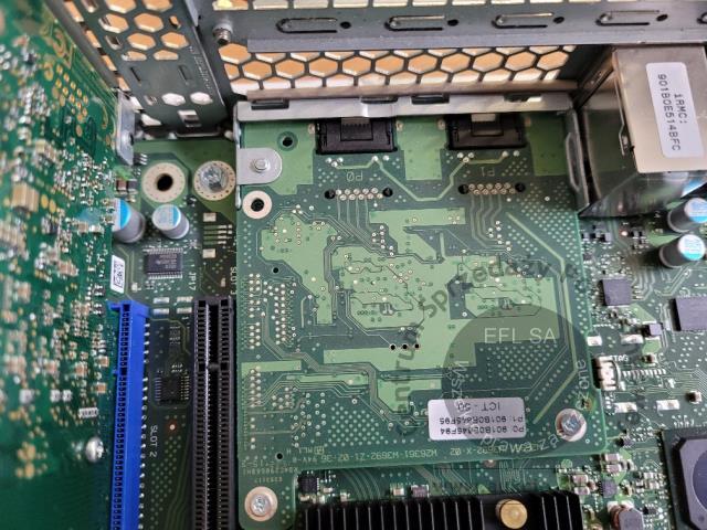 13 - Serwer Fujitsu D30