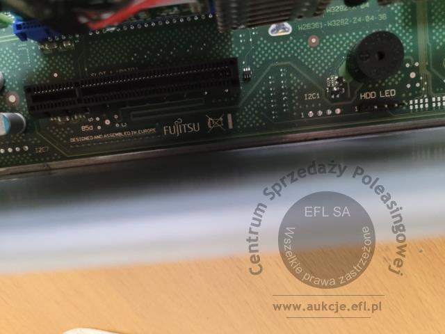 14 - Serwer Fujitsu D30