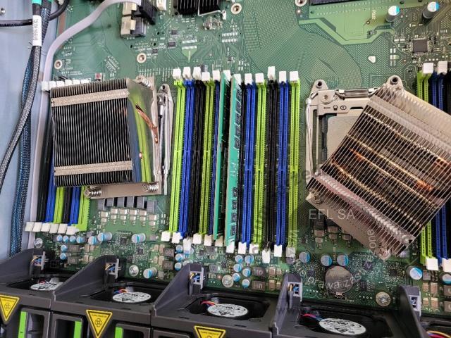 5 - Serwer Fujitsu D30