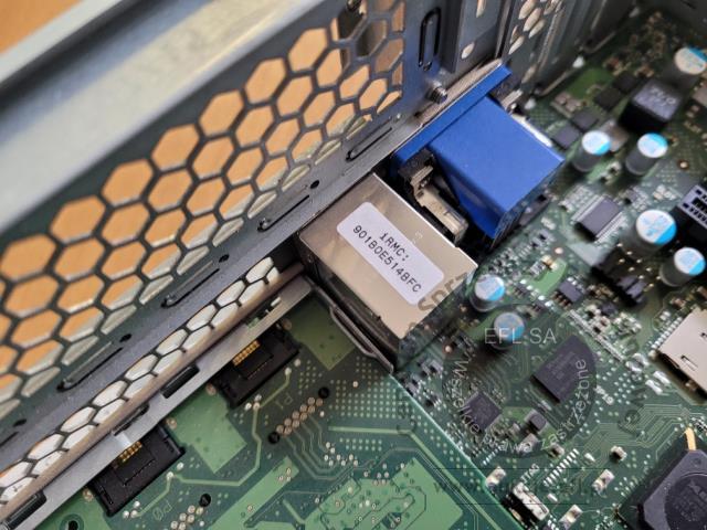 10 - Serwer Fujitsu D30