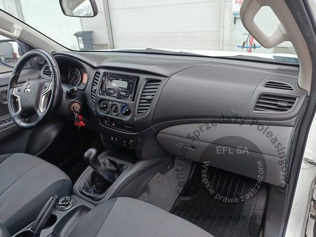 10 - Mitsubishi  L200 2.4 d DC Invite 2019r. KR3PH76 Magnice