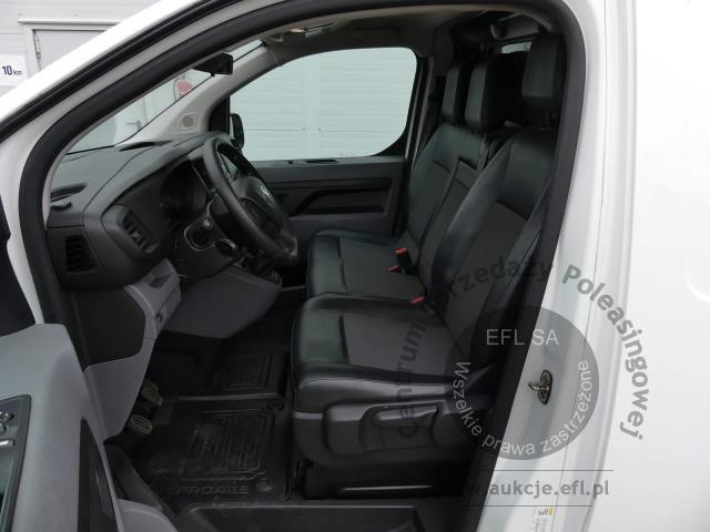 6 - Toyota Proace 2.0 D-4D Long 3,1t 2020r. DW9JJ95 Magnice