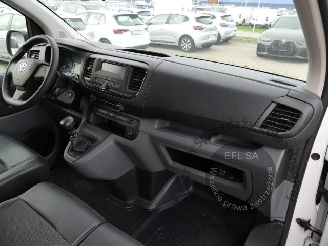 7 - Toyota Proace 2.0 D-4D Long 3,1t 2022r. DW7TM05 Magnice