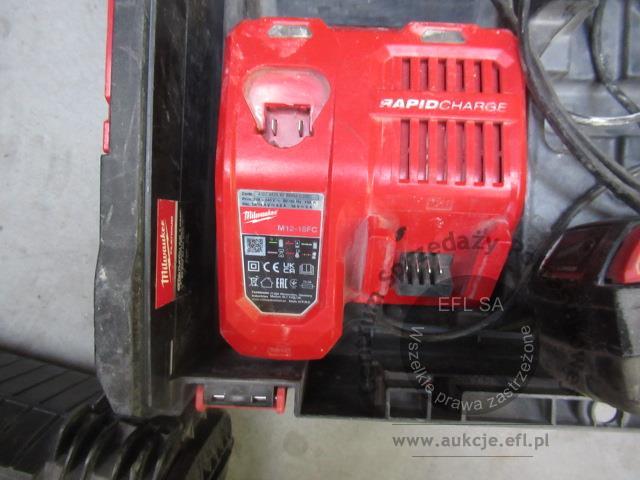 4 - Zakrętarka udarowa Milwaukee