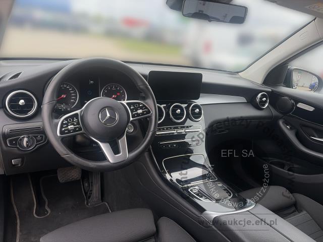 13 - EFL FINANCE MERCEDES - BENZ GLC 300e 4MATIC EQPOWER 2021r.