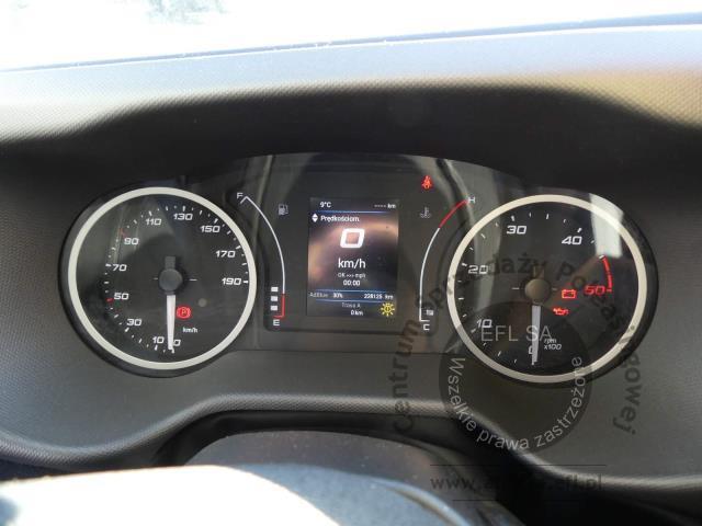 3 - IVECO / CARPOL DAILY 35S18 3.0 175KM SKRZYNIA 2022r.