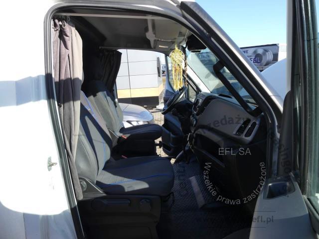 7 - IVECO / CARPOL DAILY 35S18 3.0 175KM SKRZYNIA 2022r.