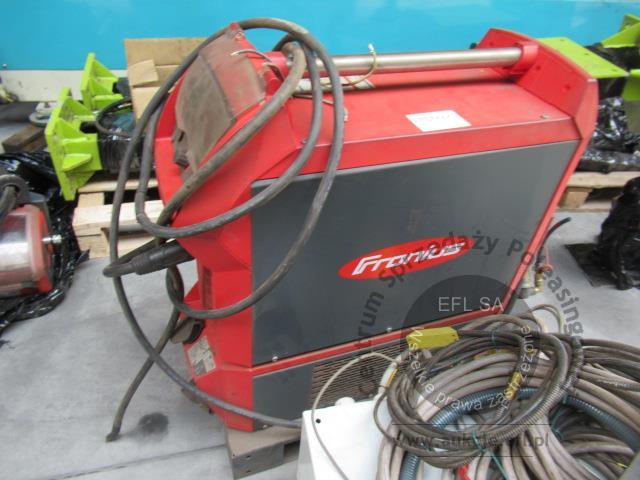 24 - Robot spawalniczy Kawasaki BA006L