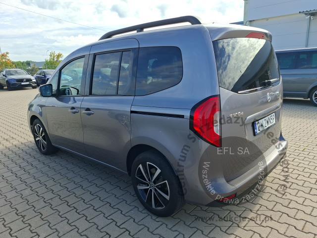 2 - Mercedes - Benz T 180 d Progressive Automat 2023r. DW2WN59 UWAGA!! Pojazd znajduje się w lokalizacji: Warszawa, Al. Krakowska 7, 02-183 Warszawa