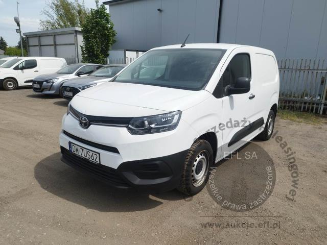 1 - Toyota  Proace City 2022r. DW7US62 Pojazd znajduje się w firmie ARCTOS GROUP sp. z o.o. Al. Krakowska 7, 02-183 Warszawa