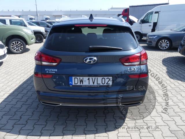 13 - HYUNDAI I30 1.5 T-GDI SMART LED SAFETY 2023r.