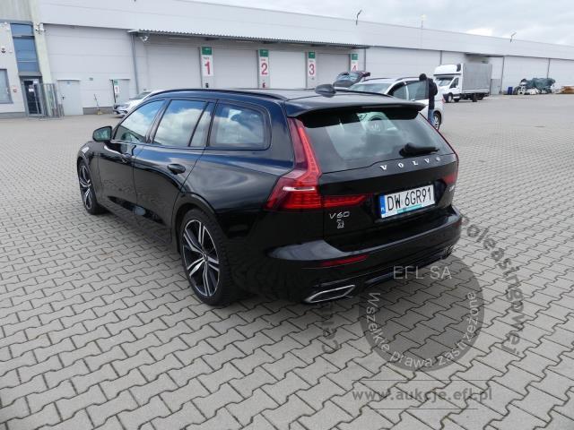 3 - VOLVO V60 D4 R-Design Kombi 2019r. DW6GR91 Magnice