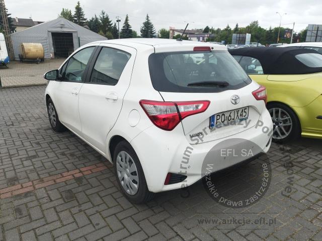 2 - Toyota Yaris 1.0 Active Hatchback
 2018r. PO6JX45 UWAGA!! Pojazd znajduje się w lokalizacji: Janki, Al. Krakowska 52, 05-090 Janki