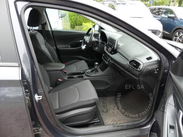 12 - Hyundai  i30 1.6 D Classic + DCT Kombi 2021r. WI709LJ AUTO MOTO CENTRUM Sp. z o.o. Poznań 61-312, ul. Ostrowska 328