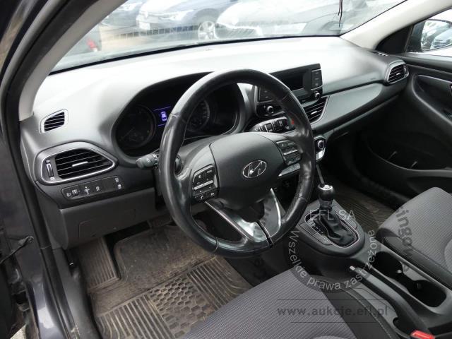 7 - Hyundai  i30 1.6 D Classic + DCT Kombi 2021r. WI709LJ AUTO MOTO CENTRUM Sp. z o.o. Poznań 61-312, ul. Ostrowska 328