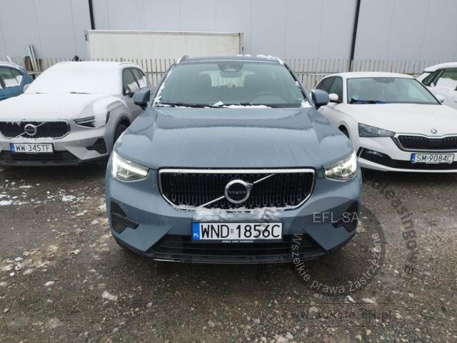 6 - Volvo  XC40 B3 Core 2022r. WND1856C Pojazd znajduje się w firmie ARCTOS GROUP sp. z o.o. Al. Krakowska 7, 02-183 Warszawa