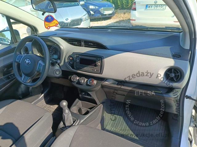 12 - TOYOTA YARIS 1.0 Active 2018r. PO6JX95 UWAGA!! Pojazd znajduje się w lokalizacji: Janki, Al. Krakowska 52, 05-090 Janki