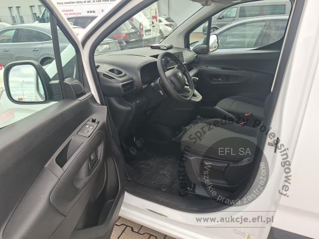 7 - Toyota Proace City 1.5 D-4D Standard 2022r. DW3TW73 Magnice
