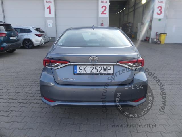 5 - Toyota Corolla 1.5 Comfort Sedan 2022r. SK252WP Magnice