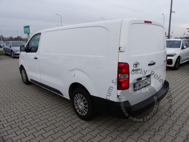 2 - Toyota Proace 2.0 D-4D Long 3,1t 2022r. DW7TM05 Magnice