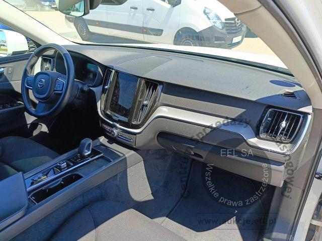 12 - Volvo XC60 B4 B Momentum Pro automat 2022r. WND9028A Magnice